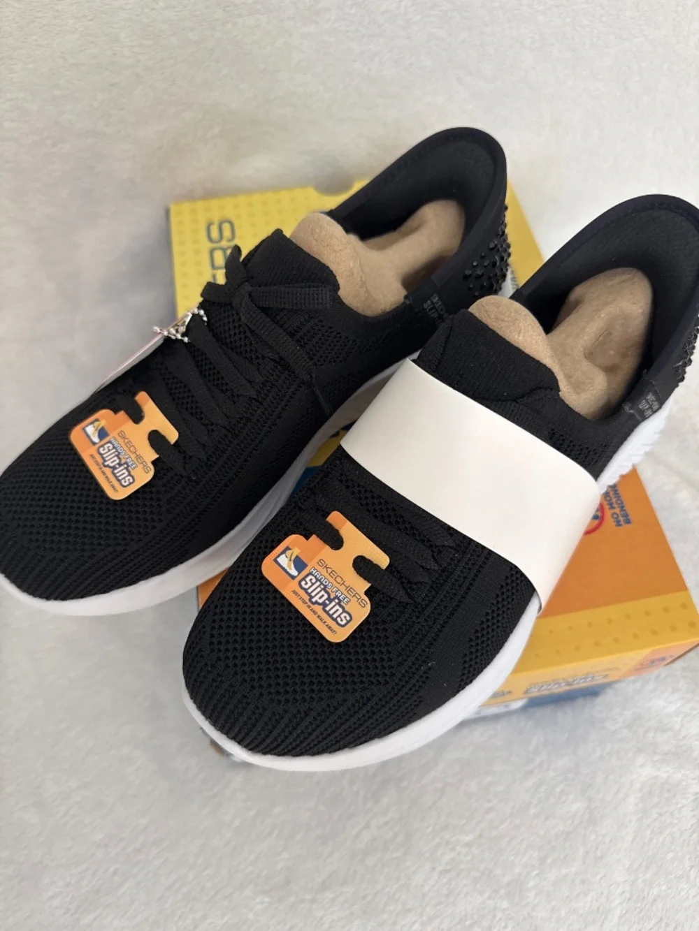 Skechers brand new